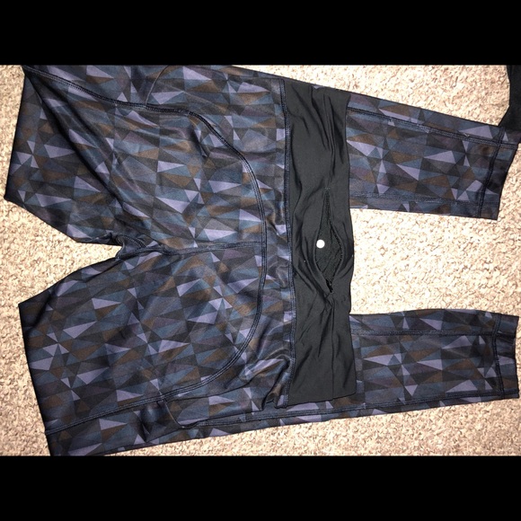 Lululemon geometric speed tights - Picture 2 of 4